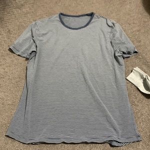 LULULEMON MENS TSHIRT!! On the move tee. Blue and white striped